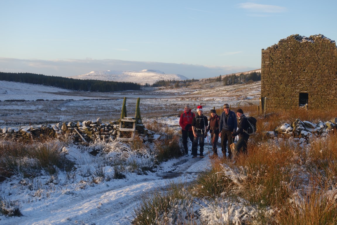 Dave, Richard, Helen, Peter and Michael on the Dales Way trackout